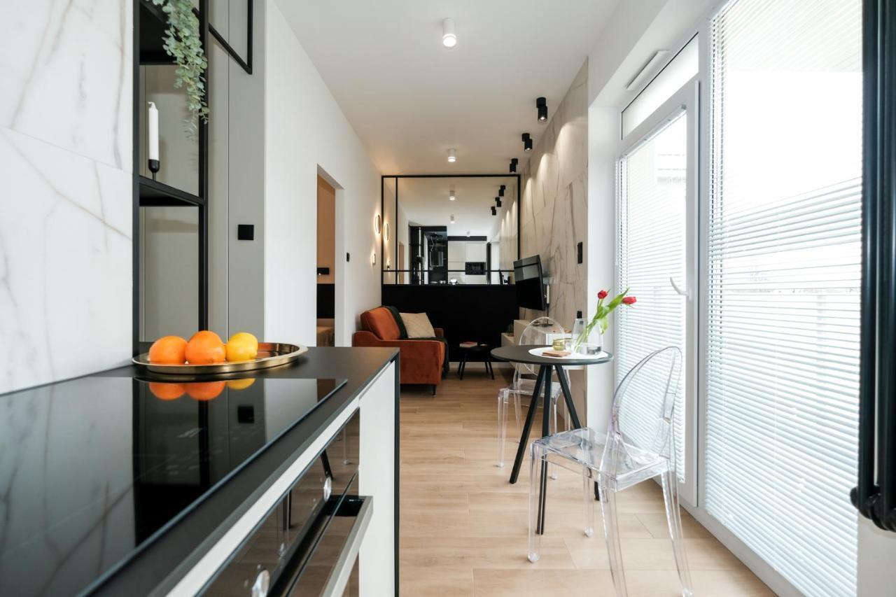 City Mood Apartamenty Lodz Fabryczna 450M Wszystko Nowe Buitenkant foto