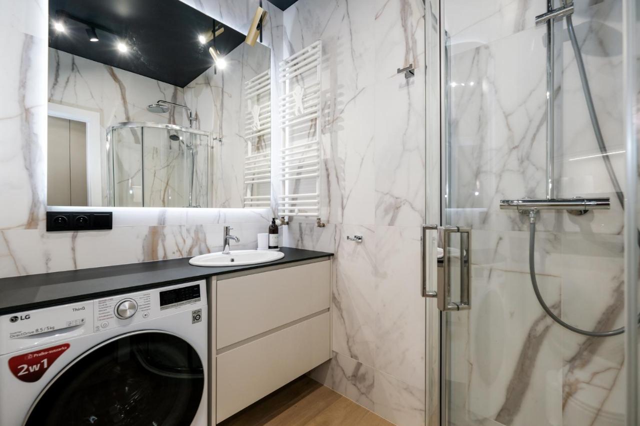 City Mood Apartamenty Lodz Fabryczna 450M Wszystko Nowe Buitenkant foto