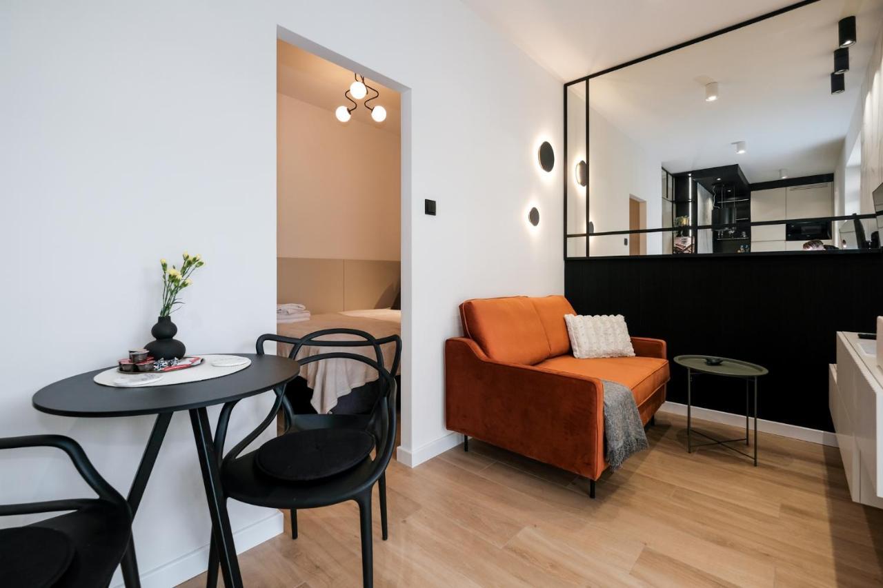 City Mood Apartamenty Lodz Fabryczna 450M Wszystko Nowe Buitenkant foto