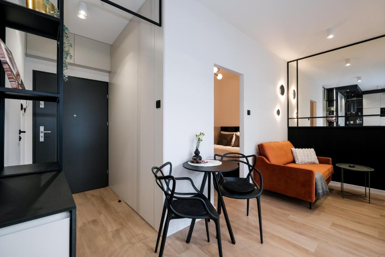 City Mood Apartamenty Lodz Fabryczna 450M Wszystko Nowe Buitenkant foto
